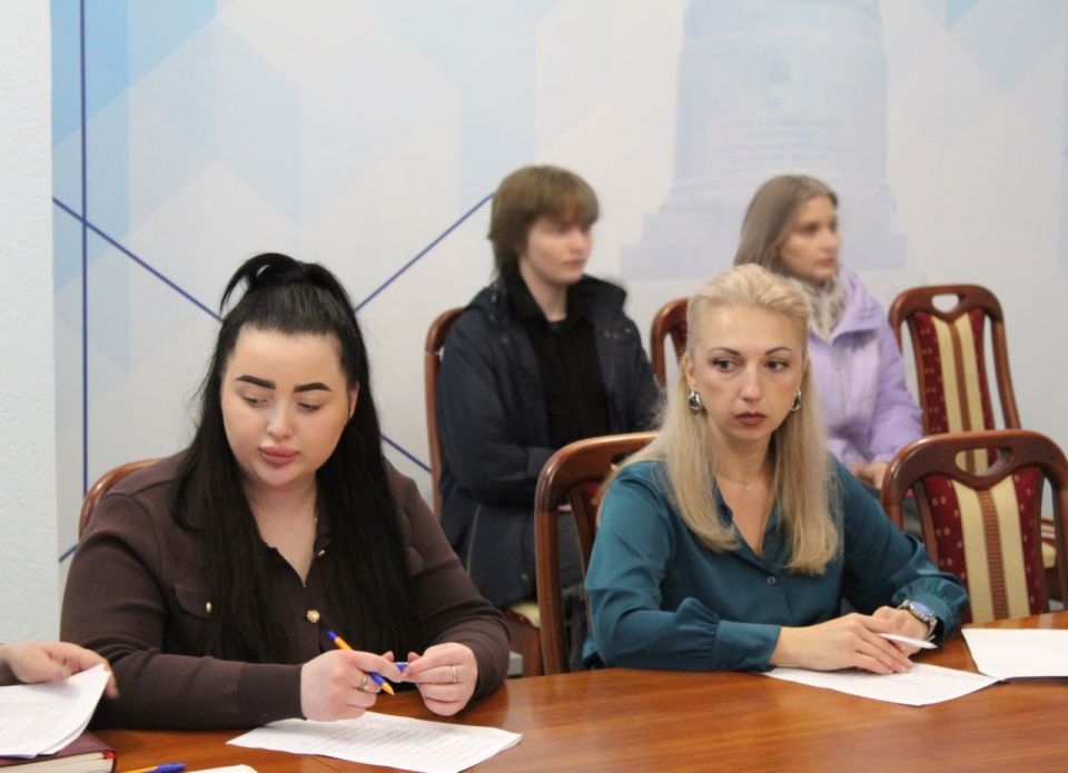 Заседание муниципальной комиссии по делам несовершеннолетних Заседание муниципальной комиссии по делам несовершеннолетних