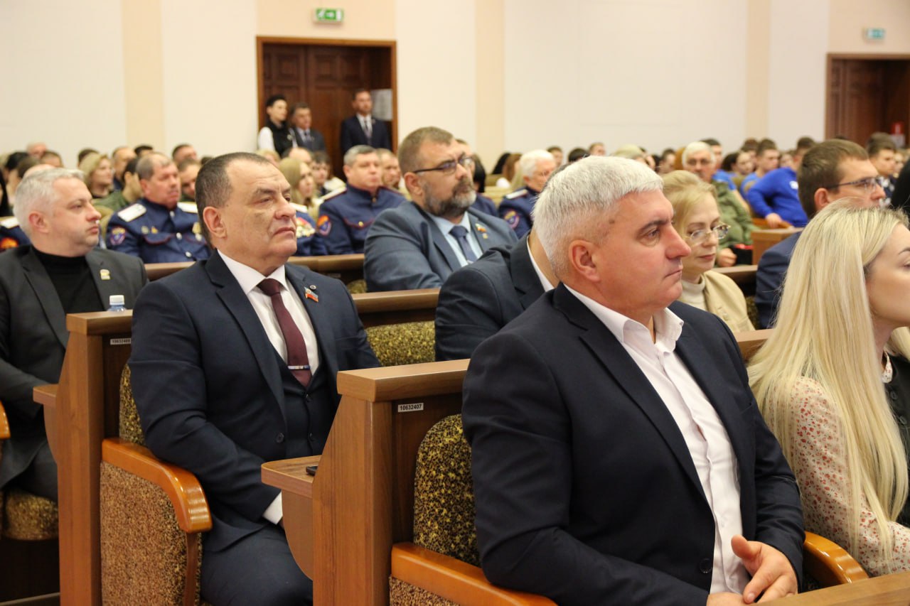 В ЛНР прошла IV конференция Луганского реготделения партии «Единая Россия» В ЛНР прошла IV конференция Луганского реготделения партии «Единая Россия»