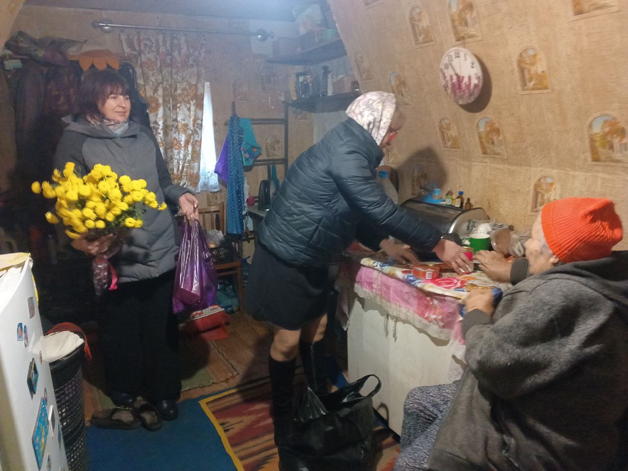 Сотрудники отдела жизнеобеспечения пгт