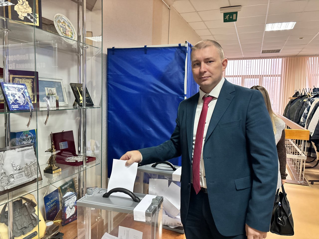 В ЛНР прошла IV конференция Луганского реготделения партии «Единая Россия» В ЛНР прошла IV конференция Луганского реготделения партии «Единая Россия»