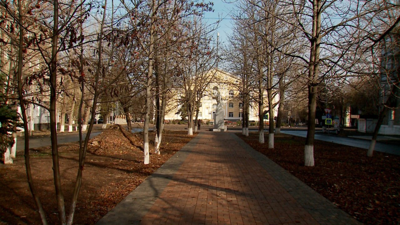 В Молодогвардейске завершена укладка брусчатки на аллее по улице Ленина! В Молодогвардейске завершена укладка брусчатки на аллее по улице Ленина!