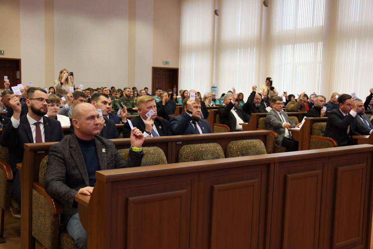 Виктория Сошина: Совместно с однопартийцами приняла участие в IV конференции Луганского регионального отделения партии «Единая Россия» Виктория Сошина: Совместно с однопартийцами приняла участие в IV конференции Луганского регионального отделения партии «Единая Россия»