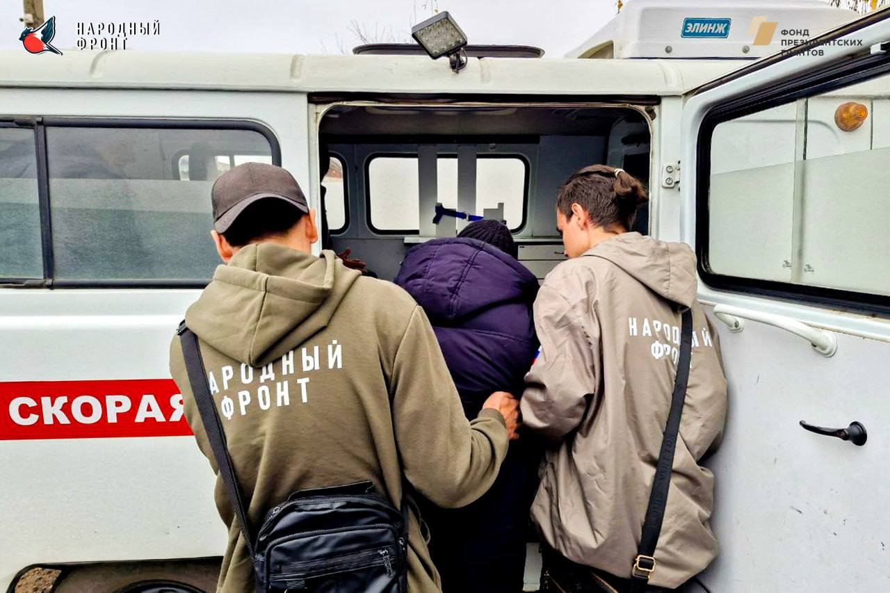 Молодёжка НФ совместно с РИК НФ ЛНР привезли постояльцев Алчевской Богадельни в больницу на плановую флюорографию Молодёжка НФ совместно с РИК НФ ЛНР привезли постояльцев Алчевской Богадельни в больницу на плановую флюорографию