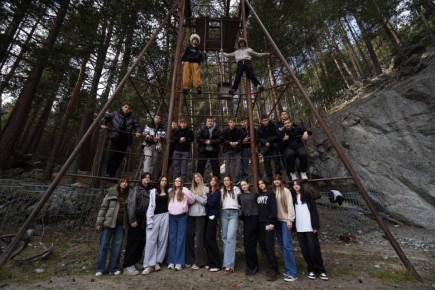 Школьники ЛНР продолжают путешествовать по регионам в рамках проекта «Университетские смены»