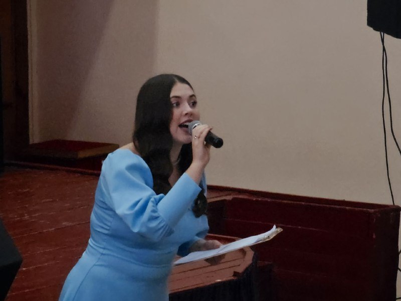 Яркие краски детства и мелодии мужества: в луганской школе №41 прошел концерт Луганской академической филармонии Яркие краски детства и мелодии мужества: в луганской школе №41 прошел концерт Луганской академической филармонии