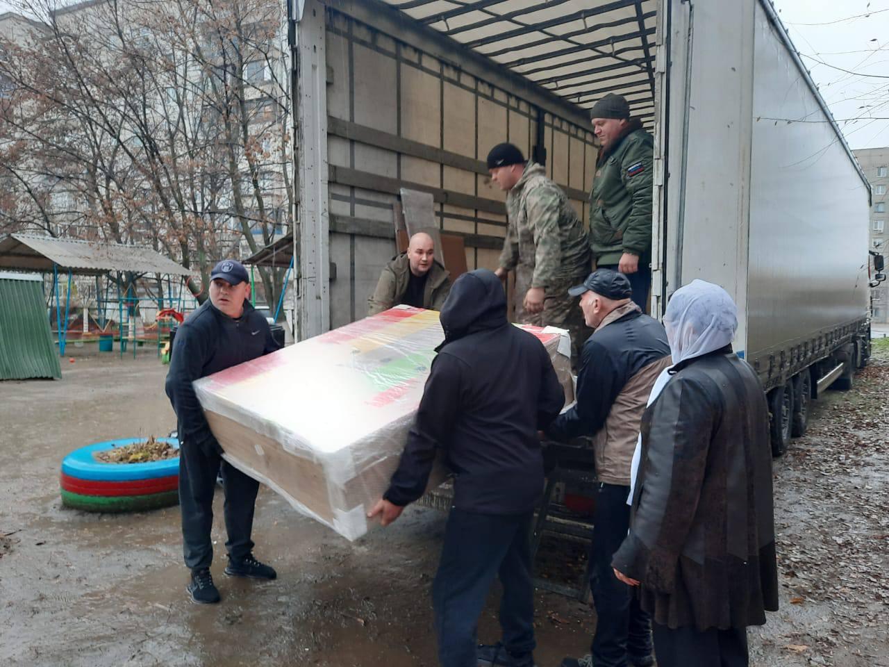 В Первомайск доставили гуманитарный груз из Калужской области В Первомайск доставили гуманитарный груз из Калужской области