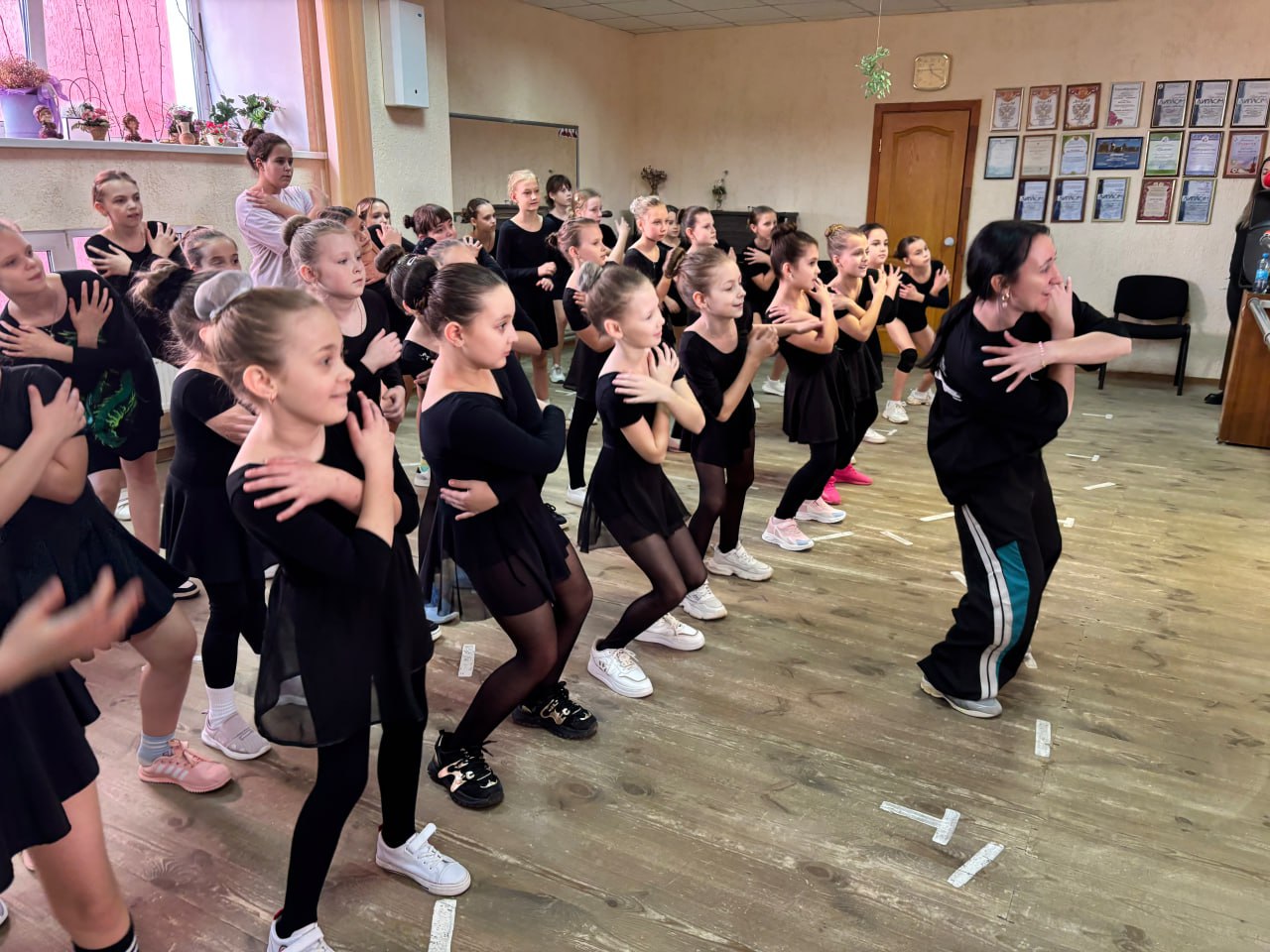 В Перевальской детской школе искусств началась неделя мастер-классов В Перевальской детской школе искусств началась неделя мастер-классов