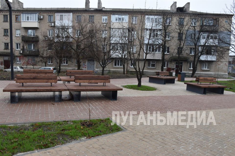 В Ровеньках реализуется проект «Каштановая аллея» В Ровеньках реализуется проект «Каштановая аллея»