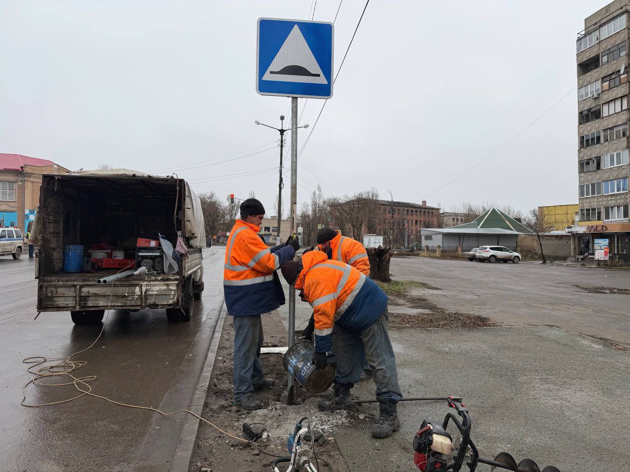Сергей Колягин: В город Первомайск доставлена очередная партия технических средств организации дорожного движения Сергей Колягин: В город Первомайск доставлена очередная партия технических средств организации дорожного движения