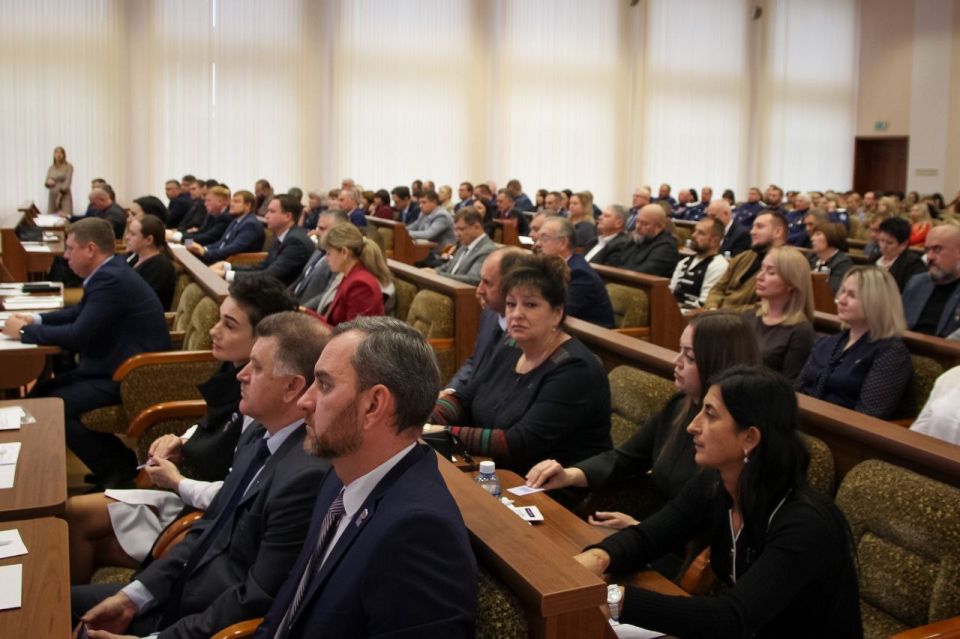 В Луганске наградили студентов Антрацитовского института геосистем и технологий (филиал) ЛГУ им. В. Даля В Луганске наградили студентов Антрацитовского института геосистем и технологий (филиал) ЛГУ им. В. Даля