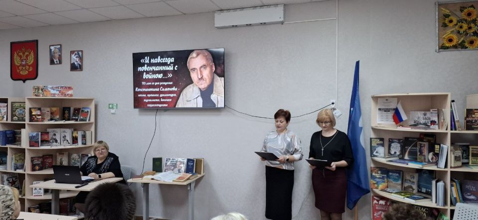 В Красном Луче для слушателей Университета третьего возраста состоялся вечер-портрет «И навсегда повенчанный с войною…» В Красном Луче для слушателей Университета третьего возраста состоялся вечер-портрет «И навсегда повенчанный с войною…»