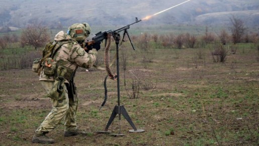 Военнослужащие Росгвардии, выполняющие служебно-боевые задачи в ходе специальной военной операции на территории Луганской Народной Республики, уничтожили 13 дронов самолётного типа противника, летевших в сторону приграничных...