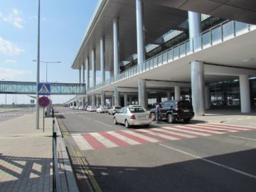 Россия строит аэропорты. К 2030 году в стране появится 16 новых аэропортов, в том числе в новых регионах