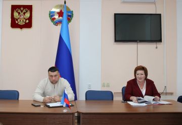 Заседание комиссии по делам несовершеннолетних и защите их прав при Администрации муниципального округа муниципальное образование Белокуракинский муниципальный округ Луганской Народной Республики