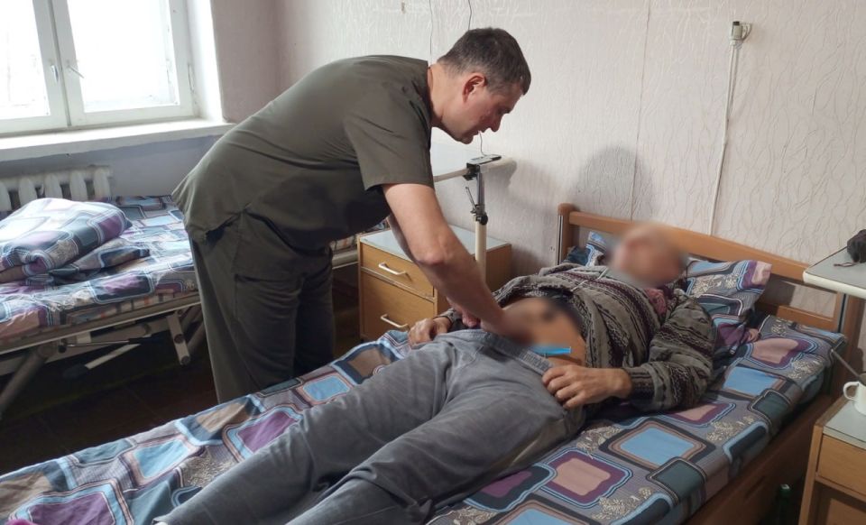 В Алчевске работает «медицинский десант» из Вологодской области В Алчевске работает «медицинский десант» из Вологодской области