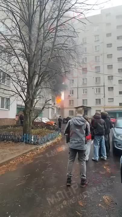 На Герстале сильный пожар. Горит квартира в многоэтажном доме