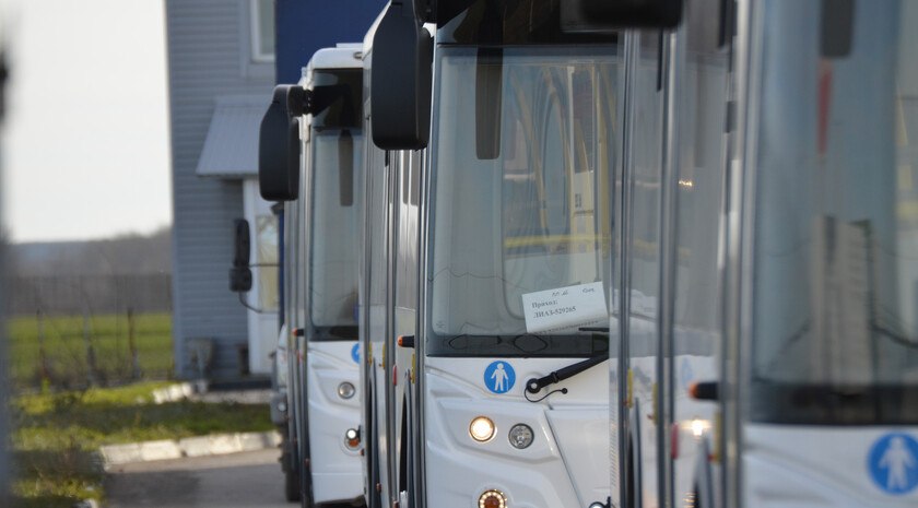 Около 300 водителей автобусов требуются Луганскгортрансу