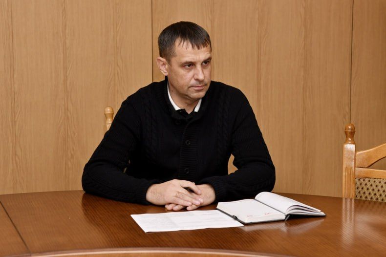 Игорь Васильевич месте с заместителем Главы Администрации Свердловского округа Татьяной Мирошниковой, врио председателя Совета Свердловского муниципального округа Светланой Кришталь, руководителями структурных подразделений... Игорь Васильевич месте с заместителем Главы Администрации Свердловского округа Татьяной Мирошниковой, врио председателя Совета Свердловского муниципального округа Светланой Кришталь, руководителями структурных подразделений...