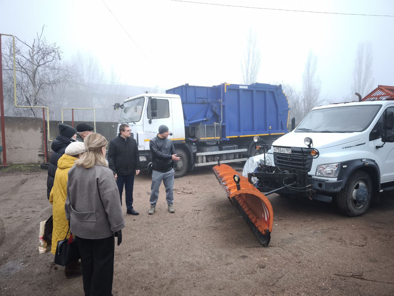 Евгений Морозов: Готовность №1. В рамках проекта "Народный контроль" партии "Единая Россия", совместно с депутатами Совета городского округа, побывали в МУП "Комсервис", чтобы лично оценить, насколько город подготовлен к...