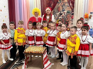 В рамках реализации программы социальной активности детей старшего дошкольного возраста «Орлята-дошколята», в рамках партпроекта ВПП «Единая Россия» «Новая Школа» в Краснолучском ясли-саду № 57 «Аленушка» состоялся тёплый...