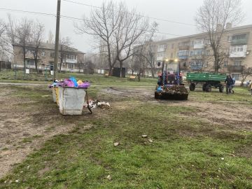 Андрей Рубанцов: Ровеньковские коммунальщики продолжают борьбу с мусором на территории городского округа