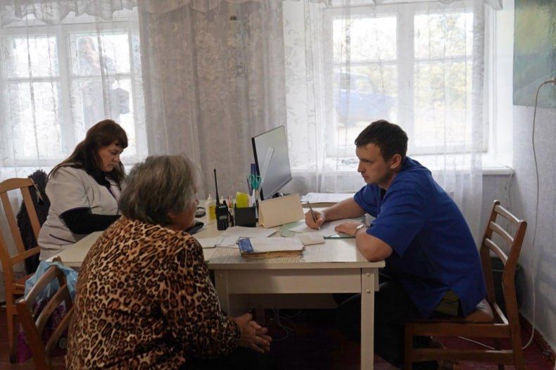 Жители Свердловского округа ЛНР поблагодарили Красноярских врачей за оказание помощи Жители Свердловского округа ЛНР поблагодарили Красноярских врачей за оказание помощи