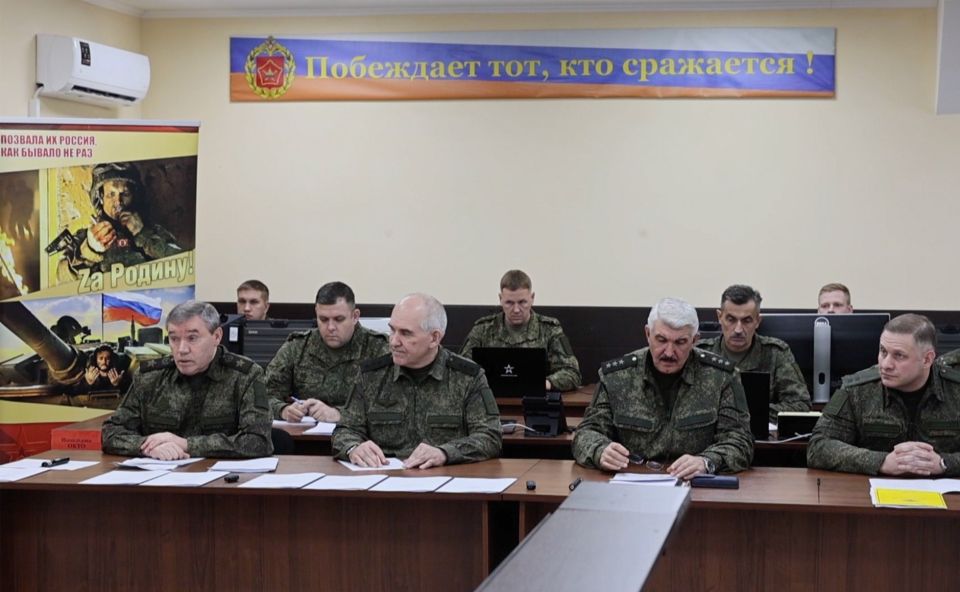 Ещё один сигнал: Герасимов анонсировал освобождение всех областей, включенных в состав России Ещё один сигнал: Герасимов анонсировал освобождение всех областей, включенных в состав России