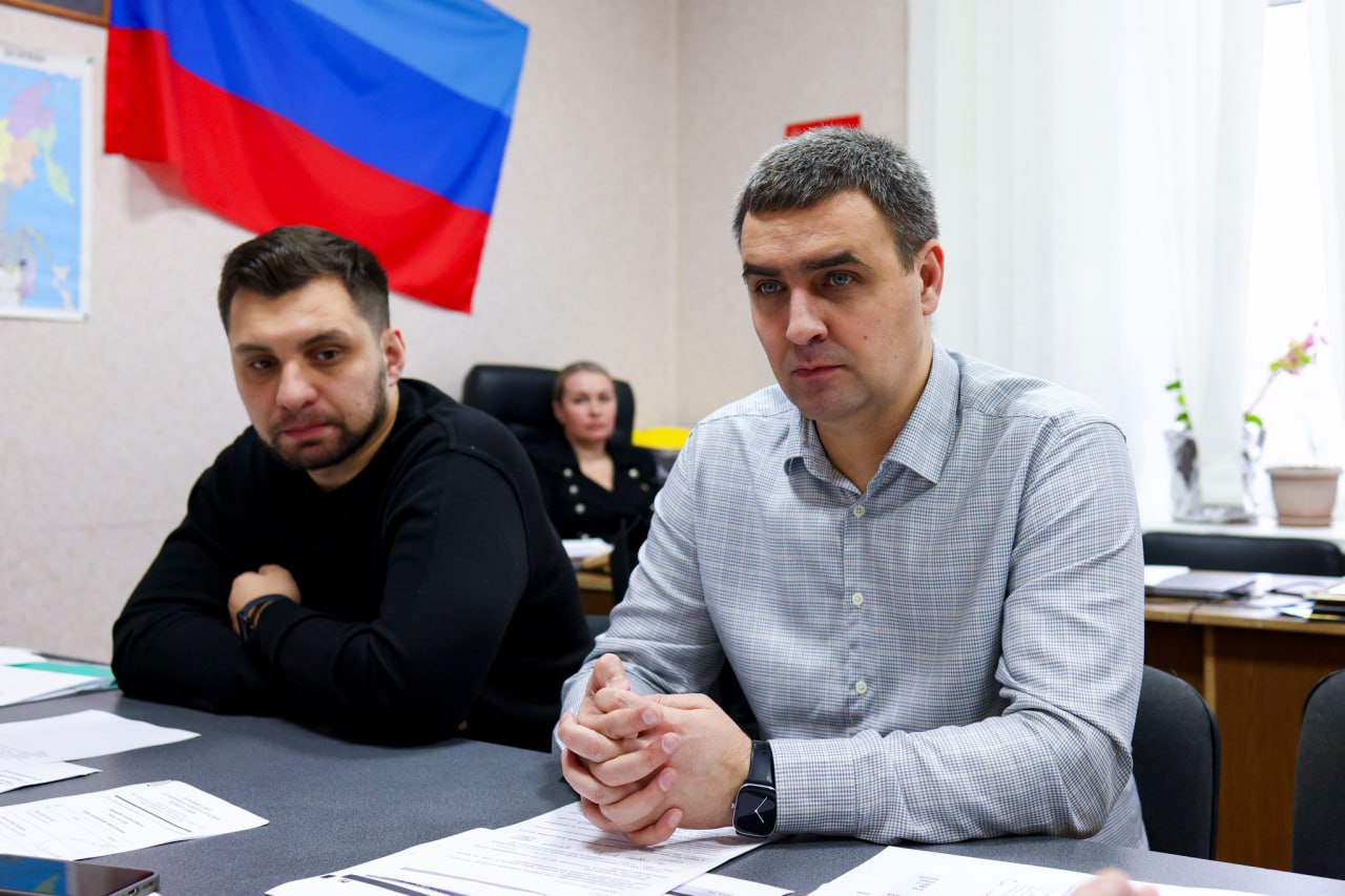 В Комитете по информационной политике состоялось заседание с участием руководителя Минцифры ЛНР В Комитете по информационной политике состоялось заседание с участием руководителя Минцифры ЛНР