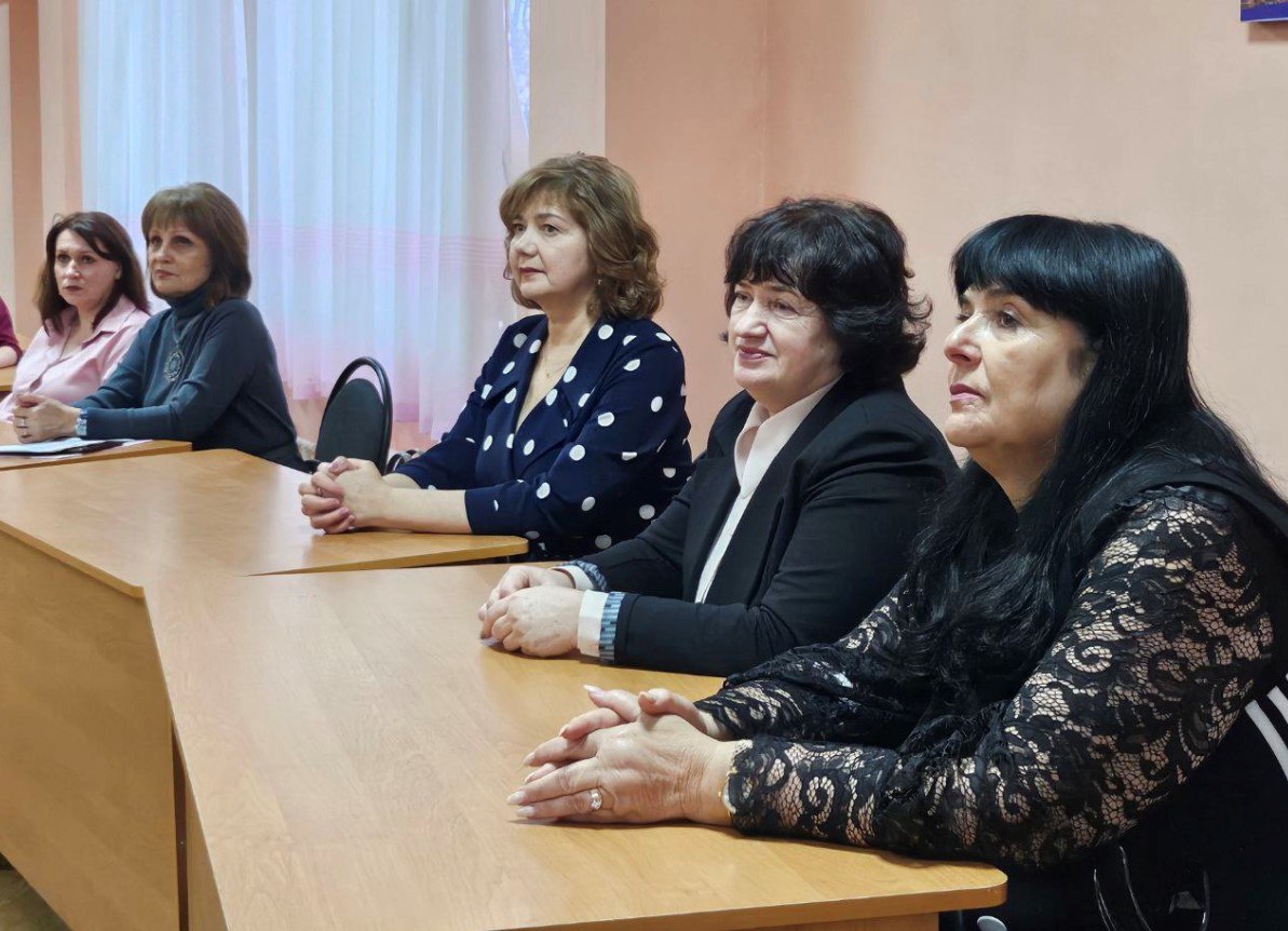 19 ноября в Брянковском колледже (филиале) ФГ БОУ ВО «Луганский педагогический университет» прошло мероприятие, посвященное профессиональному празднику «Дню бухгалтера» 19 ноября в Брянковском колледже (филиале) ФГ БОУ ВО «Луганский педагогический университет» прошло мероприятие, посвященное профессиональному празднику «Дню бухгалтера»