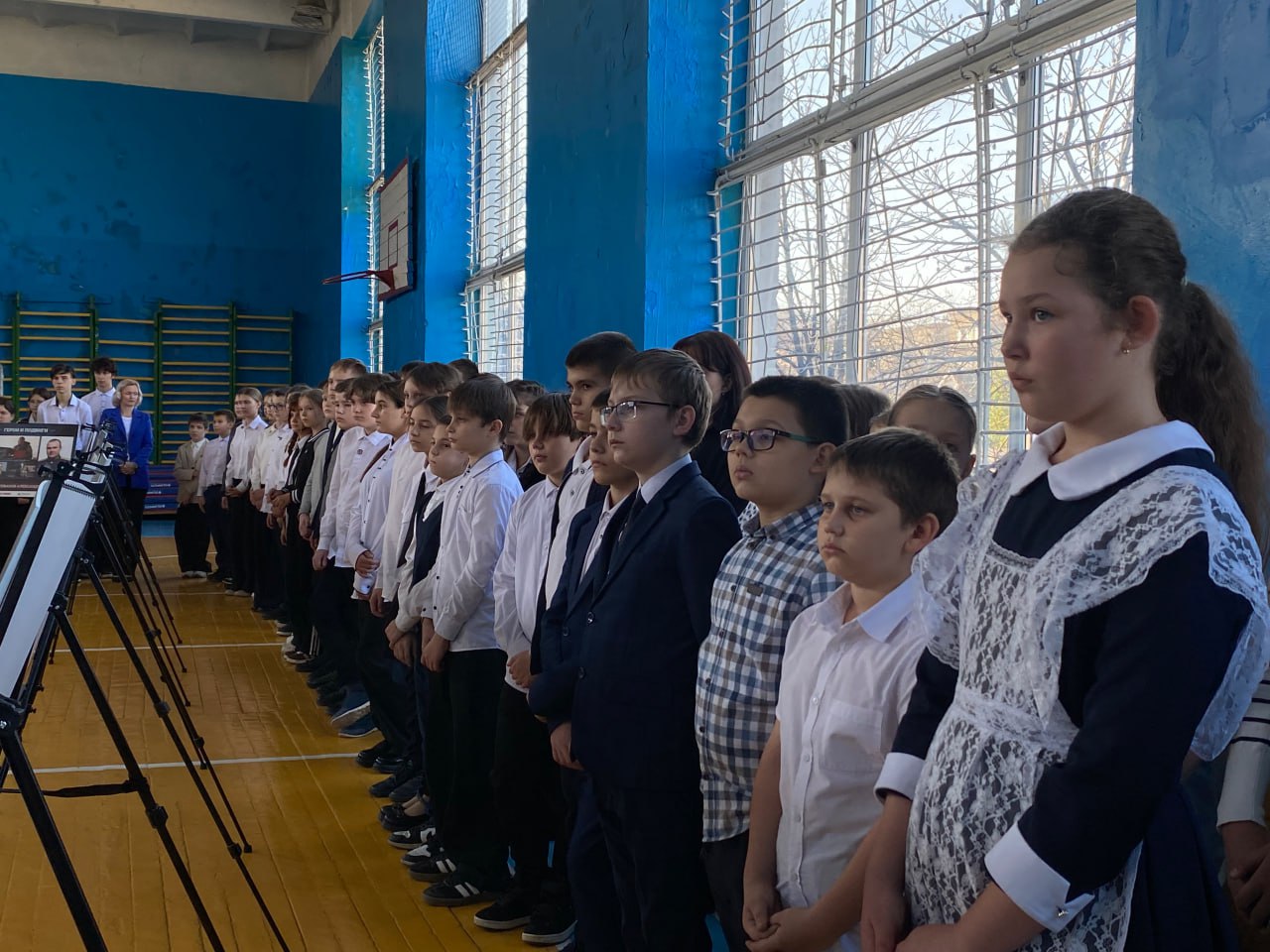 Выставка «Герои и подвиги: Мои земляки – Герои России» побывала в Кировске и Кременной Выставка «Герои и подвиги: Мои земляки – Герои России» побывала в Кировске и Кременной