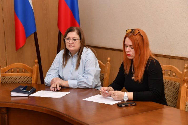 Игорь Васильевич месте с заместителем Главы Администрации Свердловского округа Татьяной Мирошниковой, врио председателя Совета Свердловского муниципального округа Светланой Кришталь, руководителями структурных подразделений... Игорь Васильевич месте с заместителем Главы Администрации Свердловского округа Татьяной Мирошниковой, врио председателя Совета Свердловского муниципального округа Светланой Кришталь, руководителями структурных подразделений...