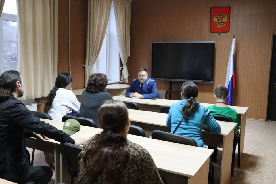 В Стаханове прошёл муниципальный родительский форум «Наедине о важном» В Стаханове прошёл муниципальный родительский форум «Наедине о важном»