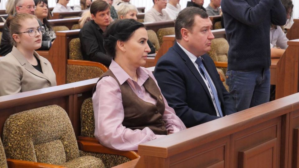 В Луганске прошла «Мастерская новаторов» — площадка для идей и новых решений В Луганске прошла «Мастерская новаторов» — площадка для идей и новых решений