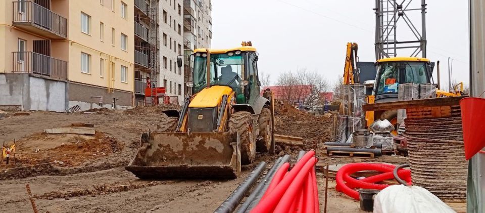 В Краснодоне завершается строительство 9-этажного многоквартирного дома В Краснодоне завершается строительство 9-этажного многоквартирного дома