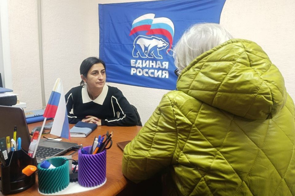 Помощь жителям – приоритет в работе депутатов Помощь жителям – приоритет в работе депутатов