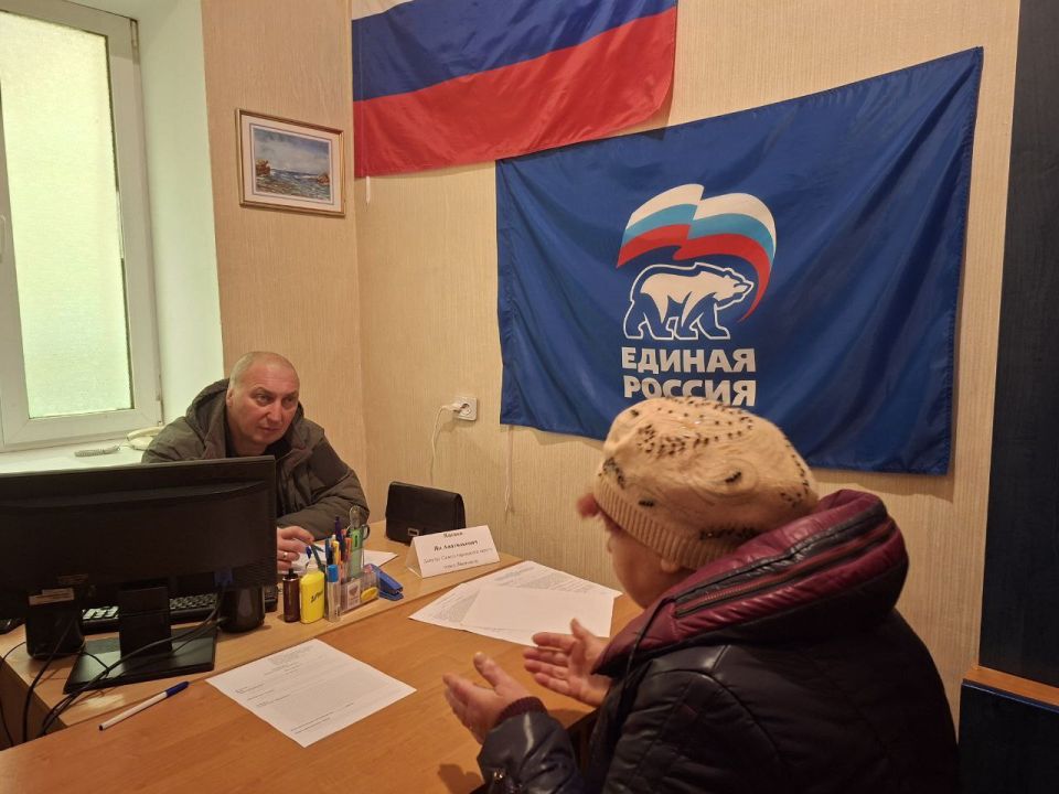 Депутаты Совета городского округа муниципальное образование городской округ город Лисичанск Луганской Народной Республики продолжают приемы граждан Депутаты Совета городского округа муниципальное образование городской округ город Лисичанск Луганской Народной Республики продолжают приемы граждан