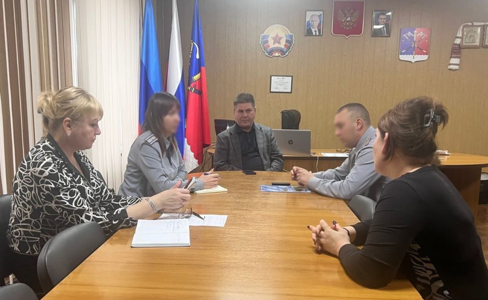 Начальник ИК № 1 регионального УФСИН провел рабочую встречу с Главой Станично-Луганского муниципального округа