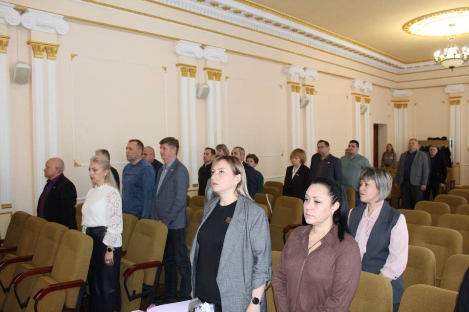 Владимир Шавлай: 21 ноября Совет депутатов Краснодонского муниципального округа провел очередное заседание, на котором были рассмотрены важные вопросы, касающиеся развития местного самоуправления Владимир Шавлай: 21 ноября Совет депутатов Краснодонского муниципального округа провел очередное заседание, на котором были рассмотрены важные вопросы, касающиеся развития местного самоуправления