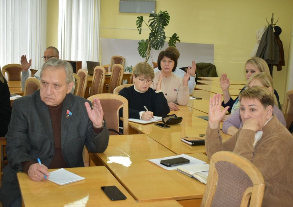 43-е заседание Совета городского округа город Стаханов 43-е заседание Совета городского округа город Стаханов