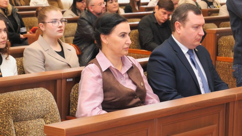 В Луганске впервые представили технофорум "Артпром" В Луганске впервые представили технофорум "Артпром"