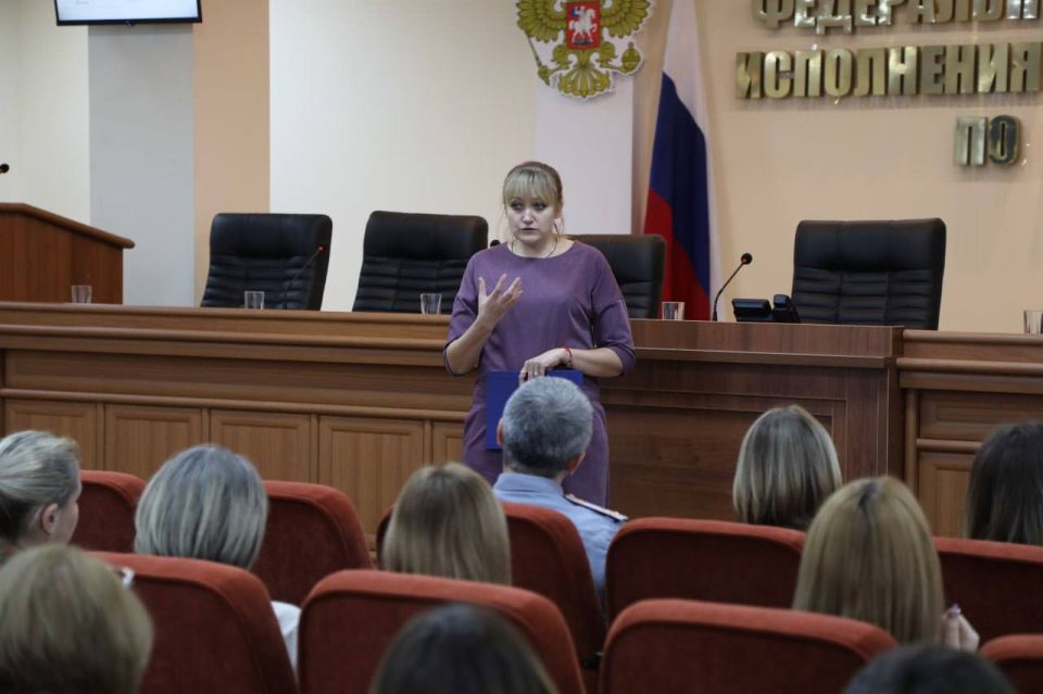 В рамках проекта Российского общества«Знание» сотрудникам УФСИН России по Луганской Народной Республике рассказали о противодействии экстремизму и терроризму