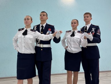 Ребята из Луганского экономико-правового лицея-интерната имени героев «Молодой гвардии» представят ЛНР на X Международном Кремлёвском Благотворительном Кадетском Балу