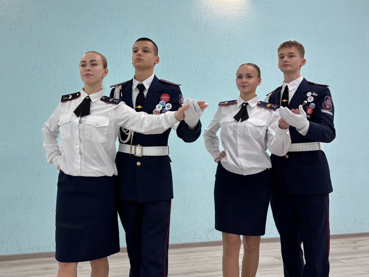 Ребята из Луганского экономико-правового лицея-интерната имени героев «Молодой гвардии» представят ЛНР на X Международном Кремлёвском Благотворительном Кадетском Балу