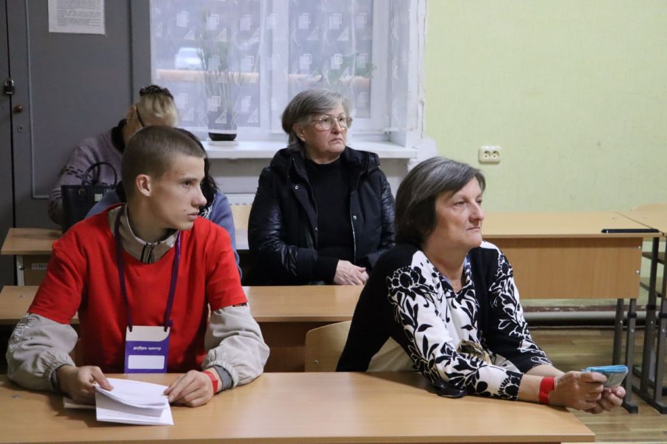 В Стаханове прошёл муниципальный родительский форум «Наедине о важном» В Стаханове прошёл муниципальный родительский форум «Наедине о важном»