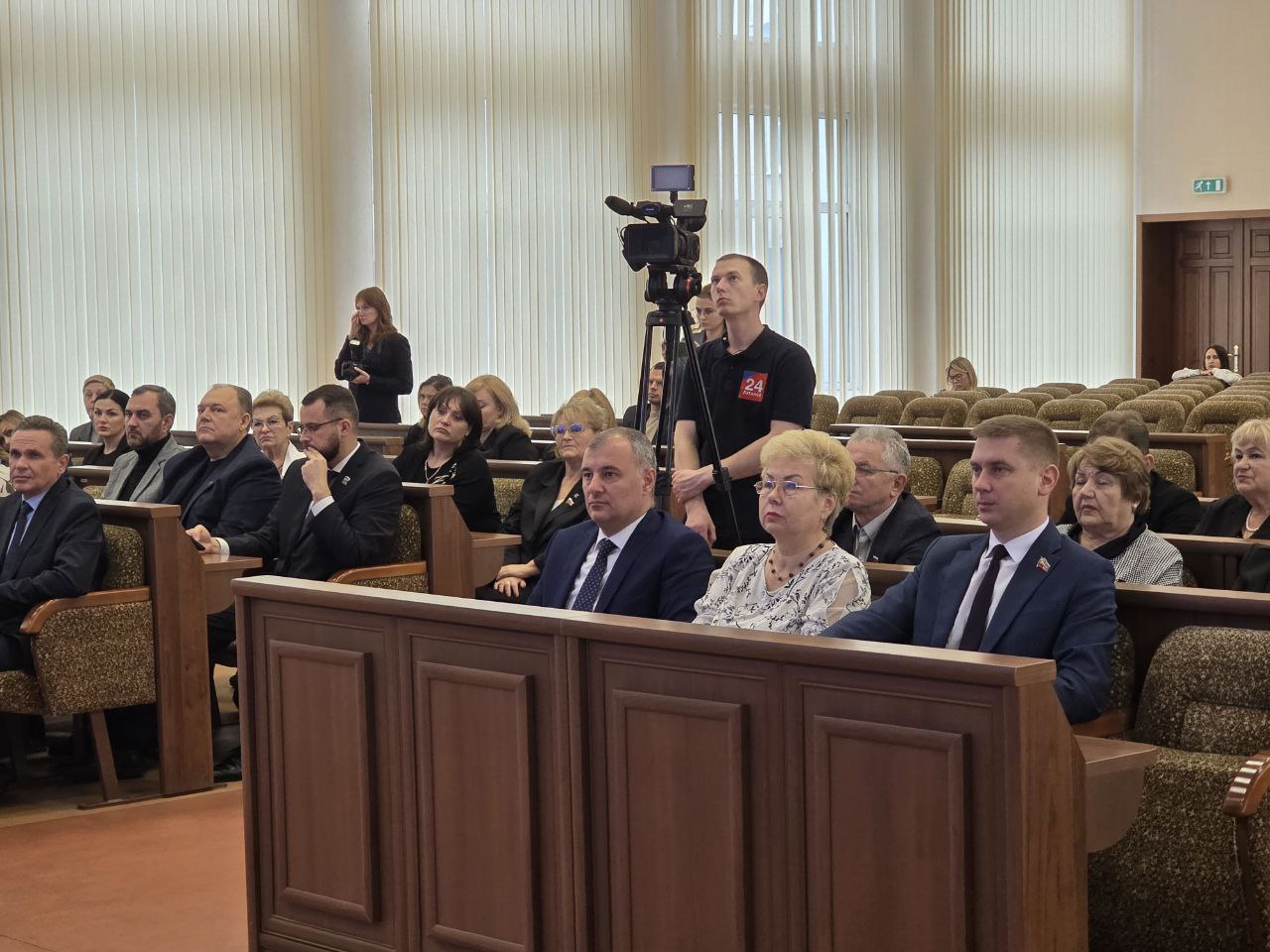 Ольга Бас: Сегодня в столице региона состоялись общественные слушания по законопроекту «О бюджете Луганской Народной Республики на 2026 год и на плановый период 2027 и 2028 годов» Ольга Бас: Сегодня в столице региона состоялись общественные слушания по законопроекту «О бюджете Луганской Народной Республики на 2026 год и на плановый период 2027 и 2028 годов»