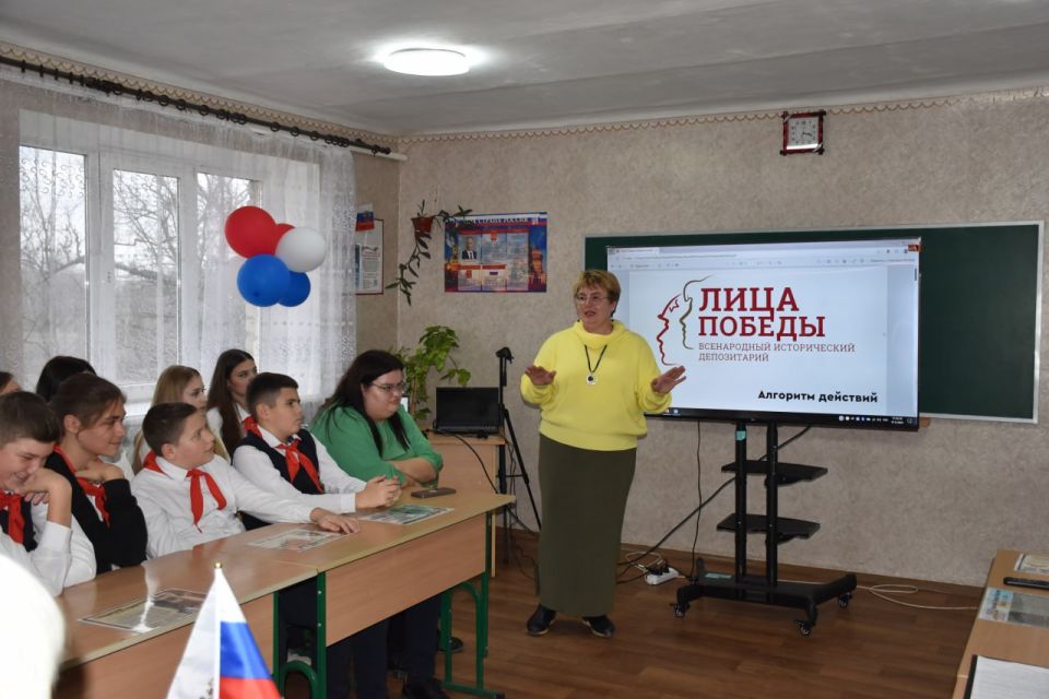 В рамках марафона встреча в формате обмена опытом прошла в Родаковской школе В рамках марафона встреча в формате обмена опытом прошла в Родаковской школе