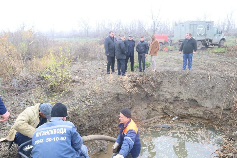 Продолжаем держать на контроле критическую ситуацию с водоснабжением Красного Луча и Антрацита – Геннадий Тараканов Продолжаем держать на контроле критическую ситуацию с водоснабжением Красного Луча и Антрацита – Геннадий Тараканов