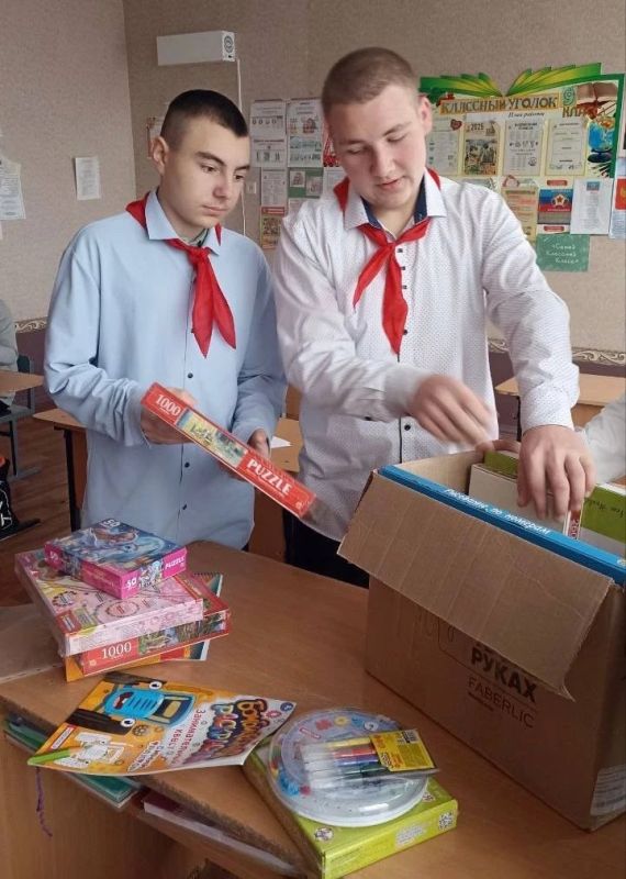 "Коробка храбрости": Добро, которое дарит улыбки детям в Ровеньках "Коробка храбрости": Добро, которое дарит улыбки детям в Ровеньках