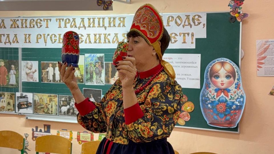 В стенах Брянковской средней школы №19 прошел насыщенный и вдохновляющий семинар-практикум для заместителей директоров по воспитательной работе В стенах Брянковской средней школы №19 прошел насыщенный и вдохновляющий семинар-практикум для заместителей директоров по воспитательной работе