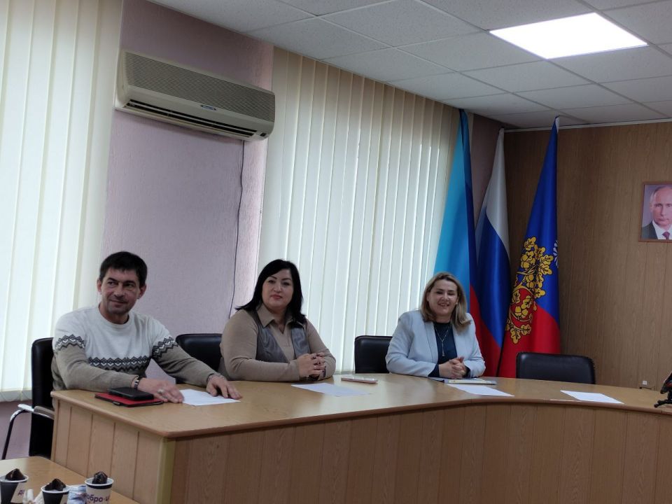 В Администрации городского округа Ровеньки прошел круглый стол, посвященный созданию и перспективам работы первого Добро В Администрации городского округа Ровеньки прошел круглый стол, посвященный созданию и перспективам работы первого Добро